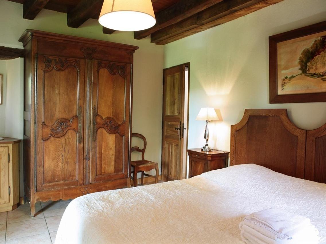 Chambres D'Hotes Avec Piscine La Rossillonie Beynac-et-Cazenac Room photo